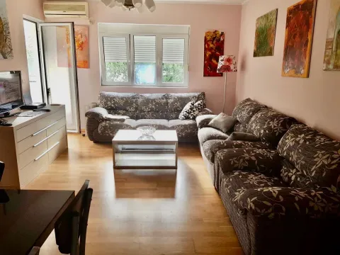 Rent, two bedroom apartment, 70m², Lazi, Budva - image 5