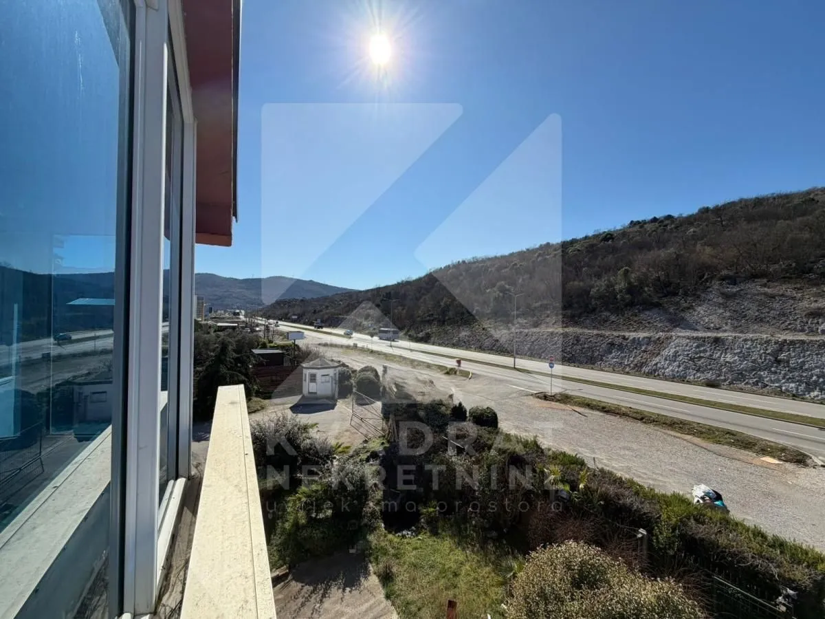 Rent, office space, 900m², Mareza, Podgorica