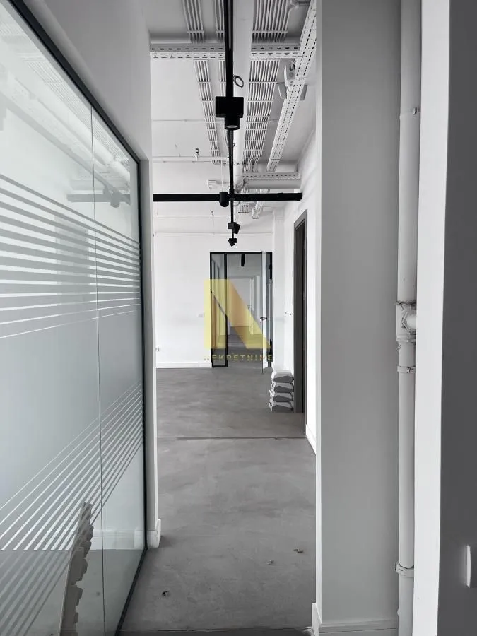 Rent, office space, 320m², Salajka, Novi Sad Sve Podlokacije