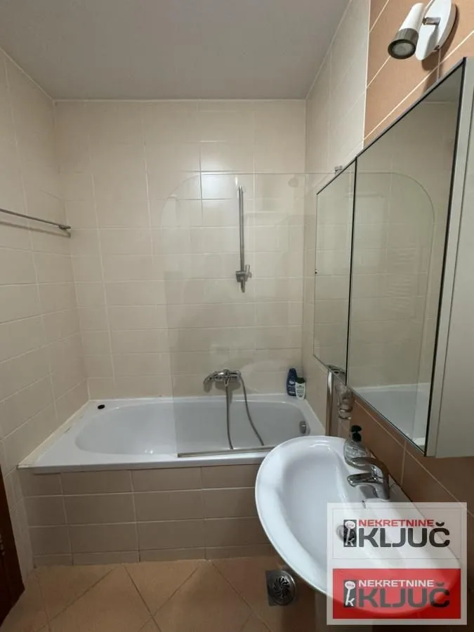 Prodaja, dvosoban stan, 52m², Spens, Novi Sad Sve Podlokacije