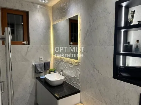 Prodaja, četvorosoban stan, 110m², Južni Bulevar, Vračar Sve Podlokacije - image 15