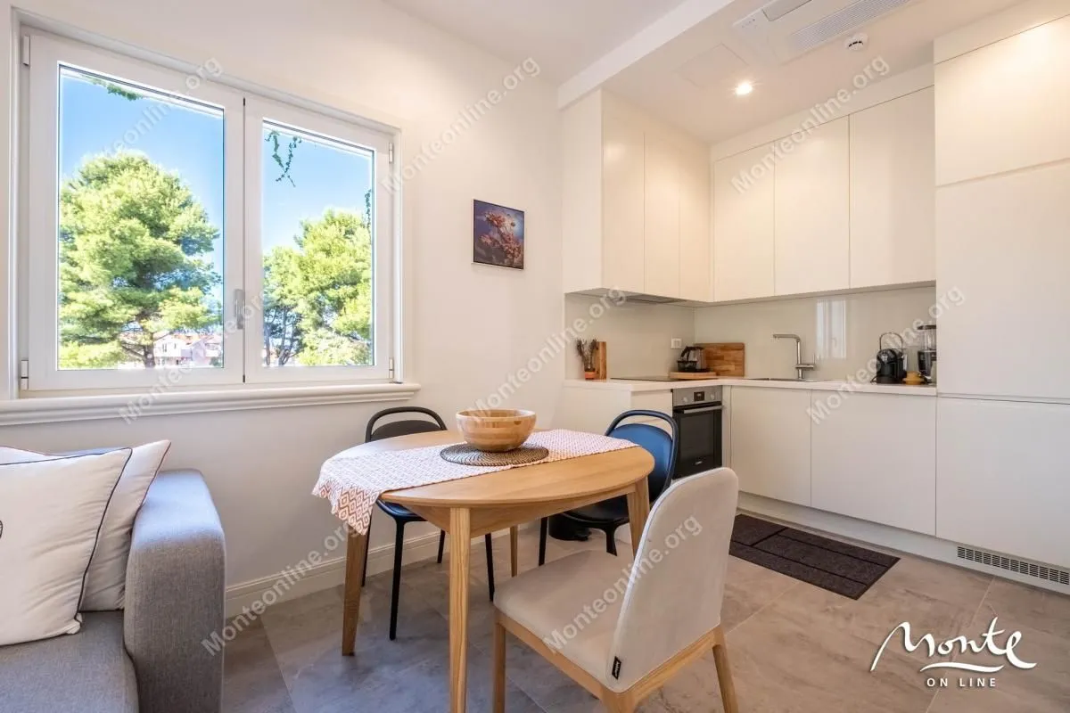 Prodaja, jednosoban stan, 57m², Luštica Bay, Tivat