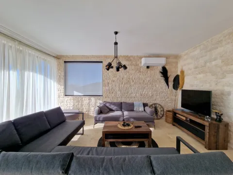 Sale, house, 249m², Budva, Crna Gora - image 15