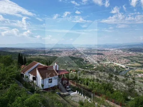 Rent, house, 130m², Zlatica, Podgorica - image 1