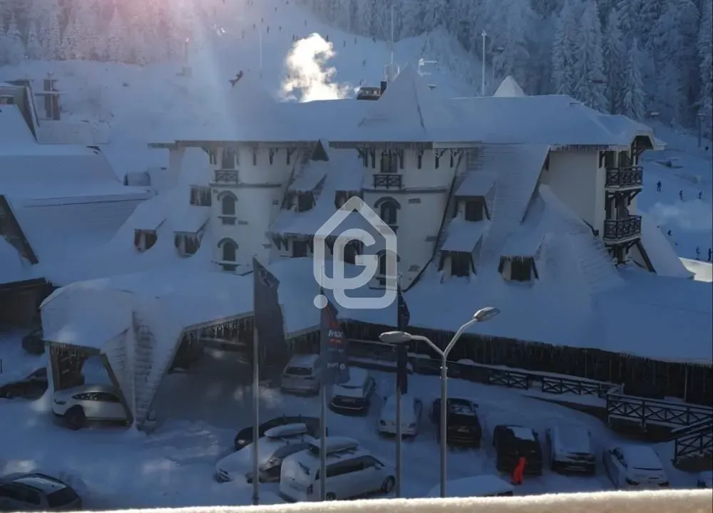 Prodaja, dvosoban stan, 54m², Kale, Pirot