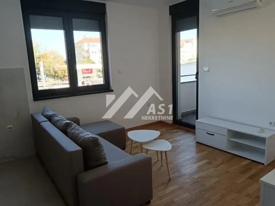 Izdavanje, jednosoban stan, 38m², Telep, Novi Sad Sve Podlokacije