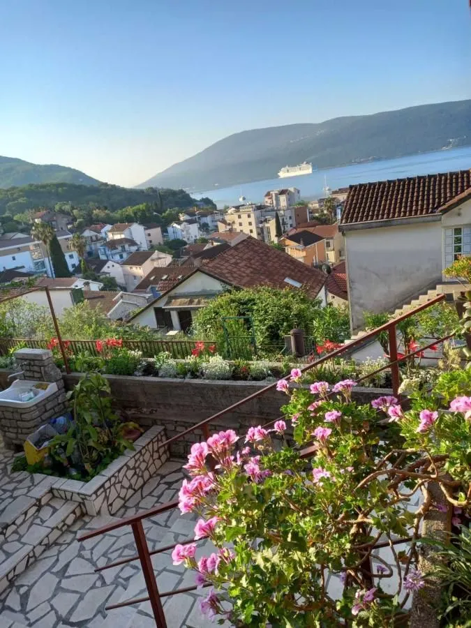 Prodaja, kuća, 144m², Meljine, Herceg Novi