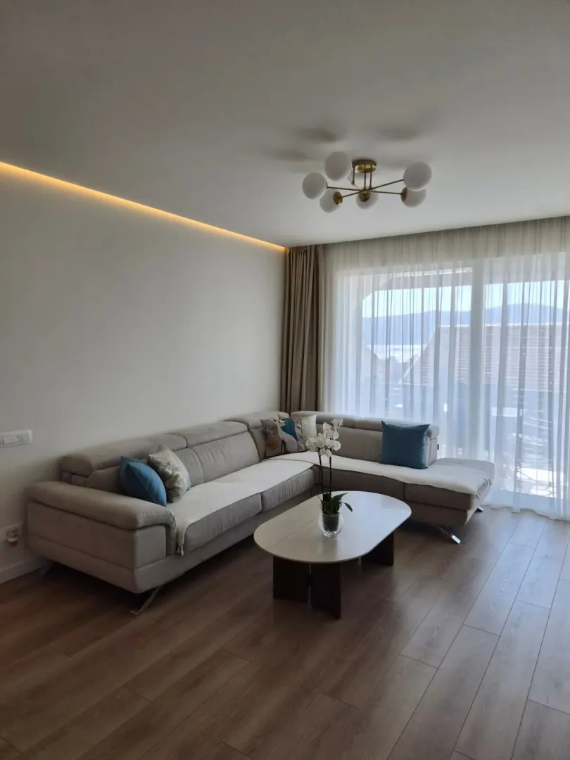 Rent, two bedroom apartment, 84m², Kalimanj, Tivat