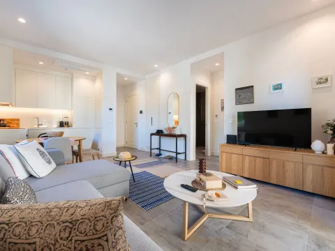 Sale, one bedroom apartment, 57m², Luštica Bay, Tivat - image 5