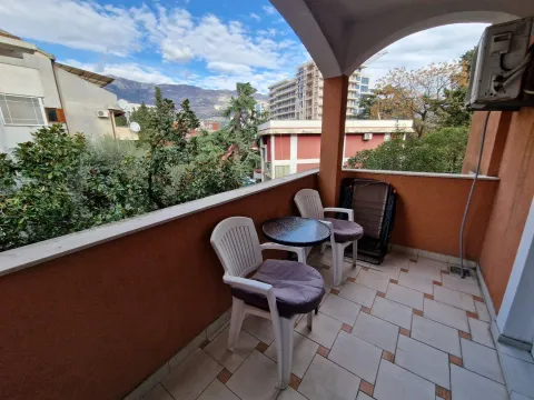 Izdavanje, jednosoban stan, 42m², Budva, Crna Gora - image 2