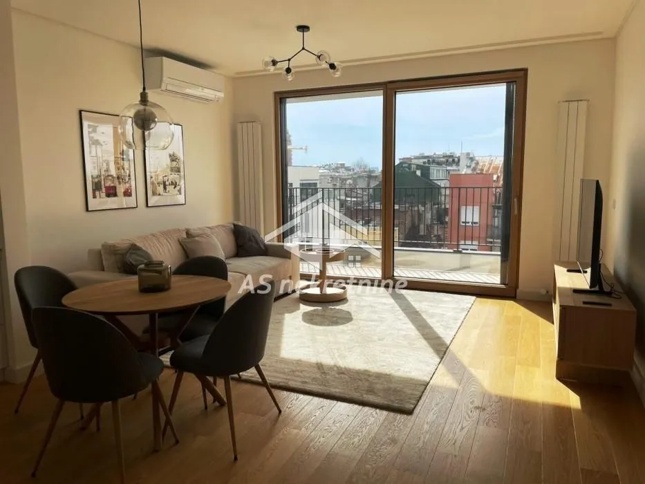 Rent, two bedroom apartment, 53m², Vračar Sve Podlokacije, Beograd