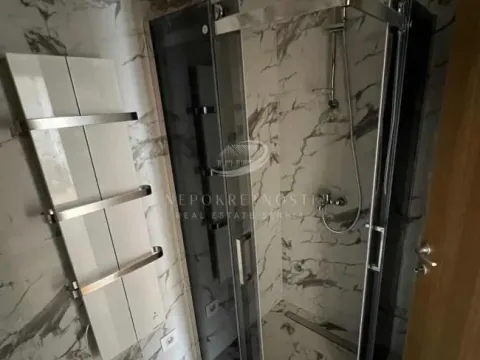 Prodaja, dvosoban stan, 45m², Centar, Zlatibor - image 9