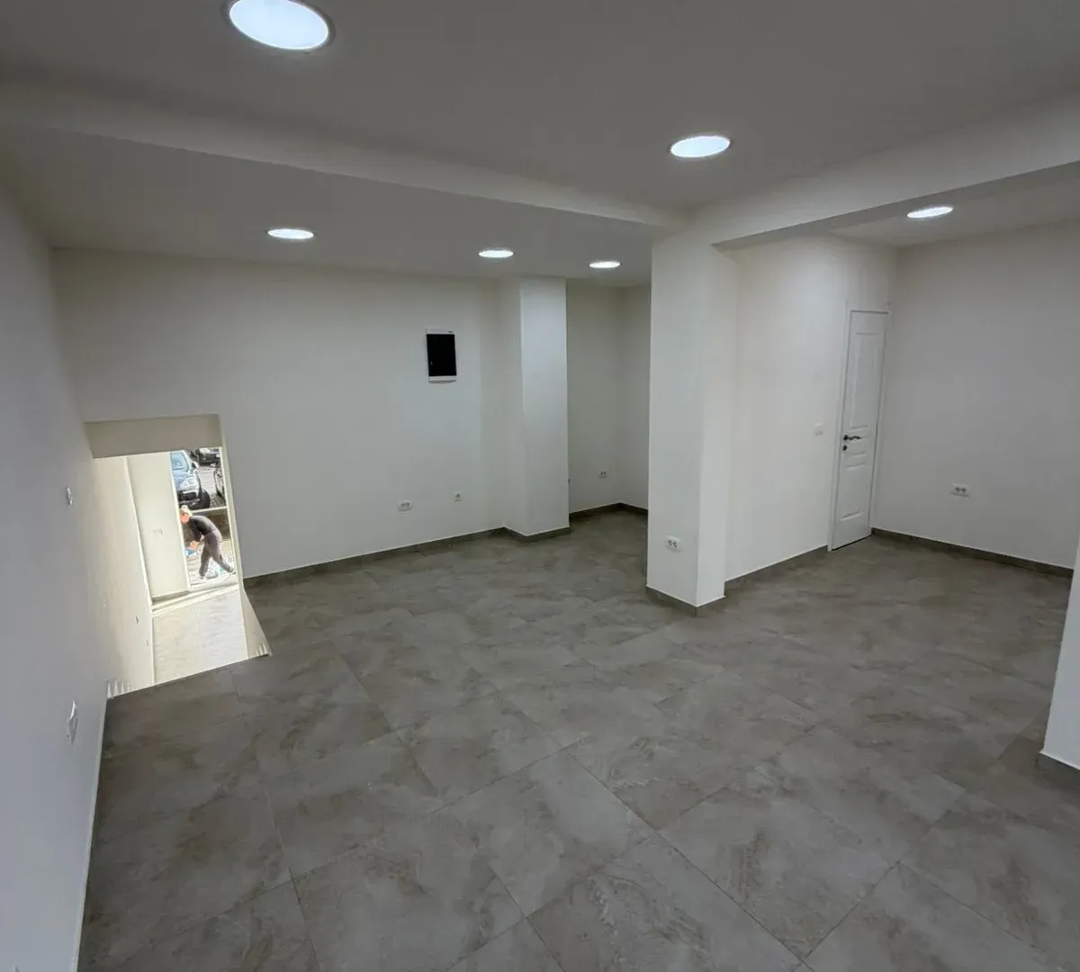 Prodaja, poslovni prostor, 57m², 1 maj, Podgorica