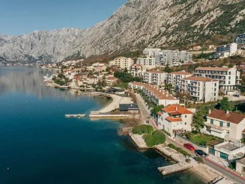 Prodaja, kuća, 246m², Kotor, Crna Gora - image 3