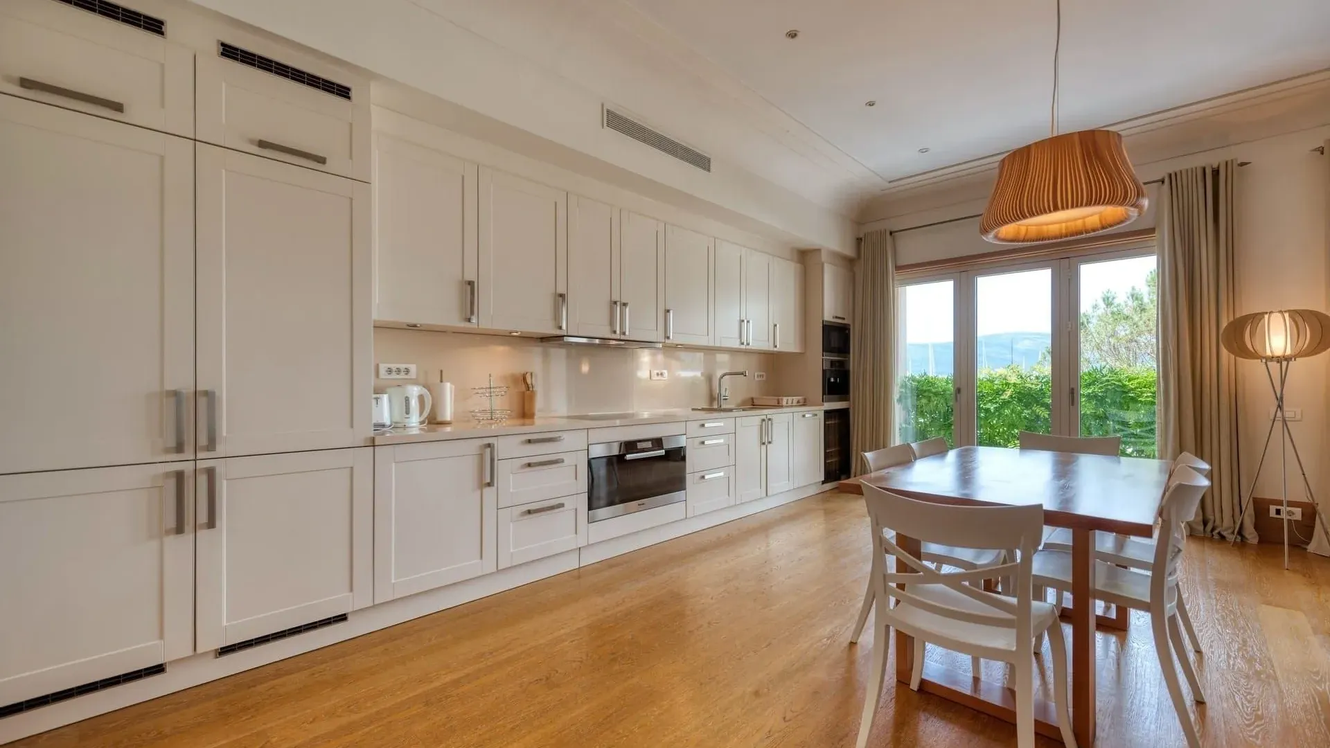 Sale, two bedroom apartment, 138m², Tivat, Crna Gora
