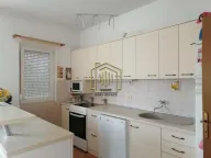 Prodaja, kuća, 350m², Tološi, Podgorica - image 9