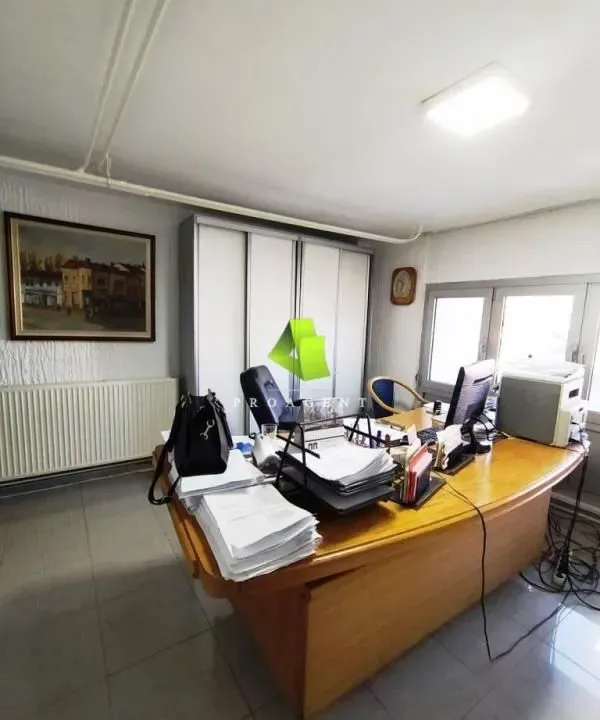 Izdavanje, poslovni prostor, 109m², Medijana, Niš