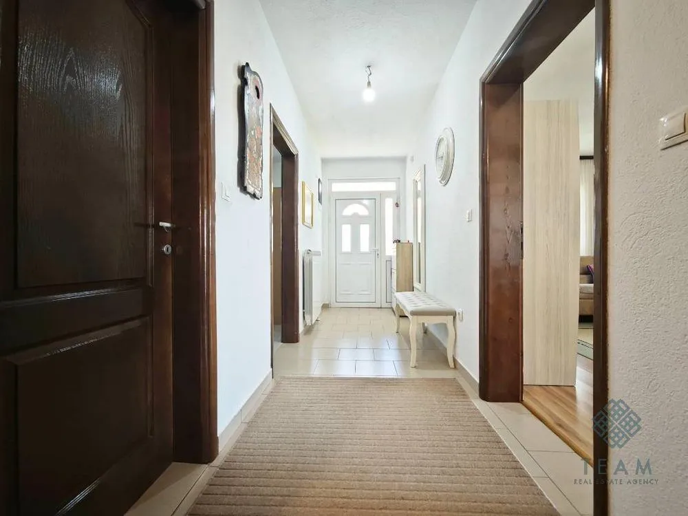 Rent, three bedroom apartment, 90m², Donja Gorica, Podgorica