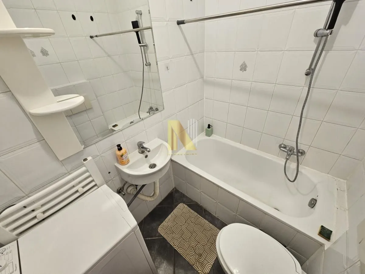 Izdavanje, garsonjera, 16m², Socijalno, Novi Sad Sve Podlokacije