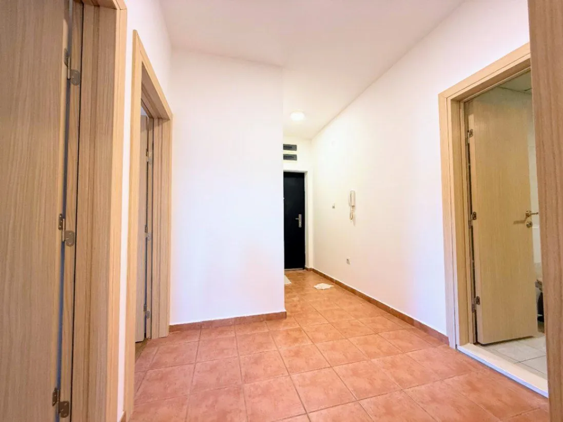 Prodaja, dvosoban stan, 74m², Drač, Podgorica