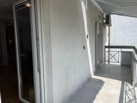 Izdavanje, četvorosoban stan, 135m², Vračar Hram, Vračar Sve Podlokacije - image 15