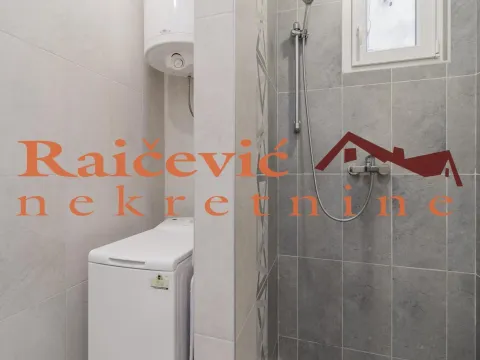 Izdavanje, garsonjera, 35m², Kalenić Pijaca, Vračar Sve Podlokacije - image 17