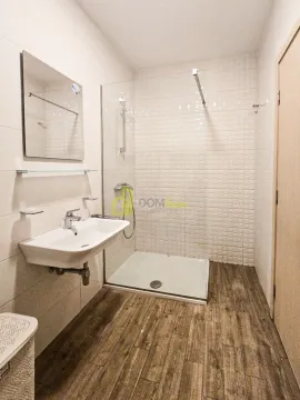 Rent, two bedroom apartment, 70m², City Kvart, Podgorica - image 11