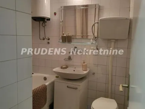 Izdavanje, trosoban stan, 65m², Kumodraž 1, Kumodraž Sve Podlokacije - image 12