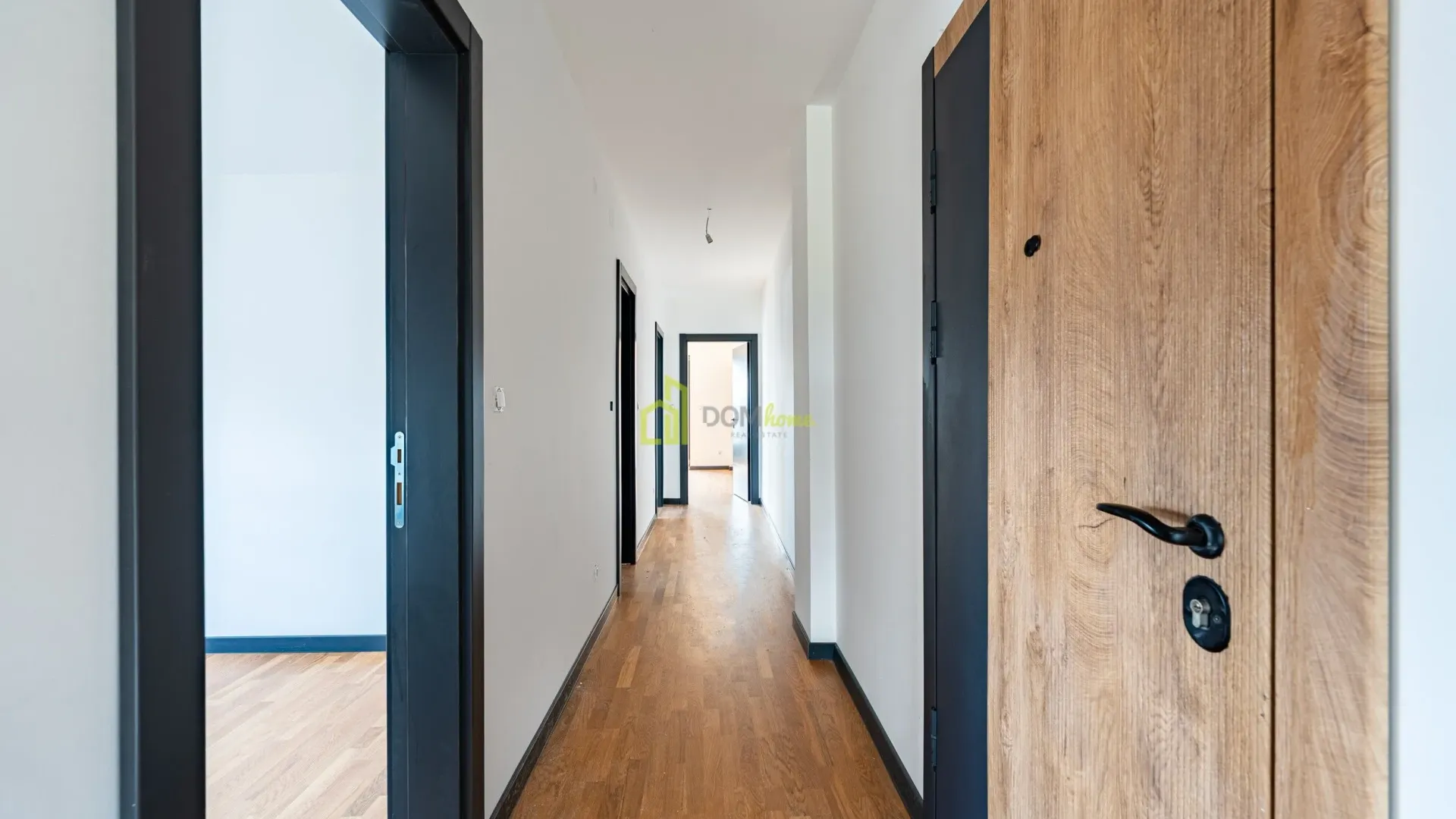 Prodaja, trosoban stan, 122m², Gorica C, Podgorica