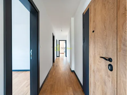 Prodaja, trosoban stan, 102m², Gorica C, Podgorica - image 21