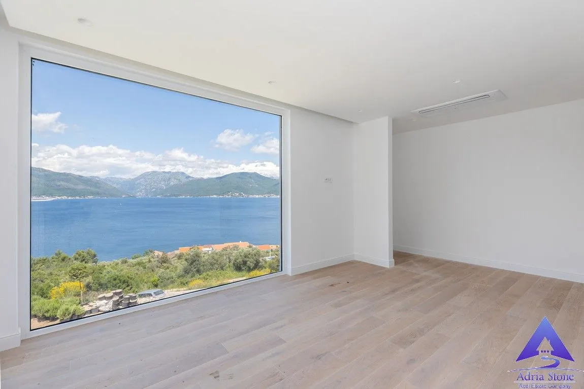 Prodaja, kuća, 328m², Krašići, Tivat