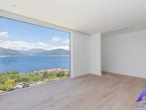 Sale, house, 328m², Krašići, Tivat - image 2