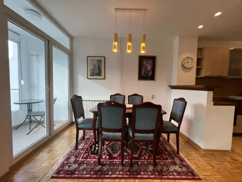 Izdavanje, trosoban stan, 75m², Novi Beograd Blok 30, Novi Beograd Sve Podlokacije - image 5