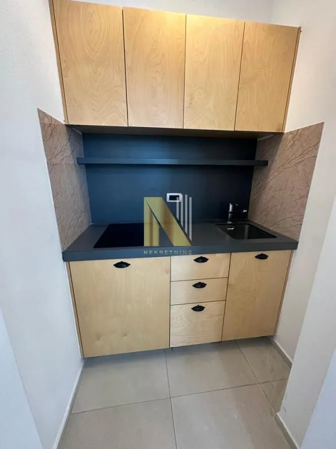 Rent, office space, 530m², Telep, Novi Sad Sve Podlokacije