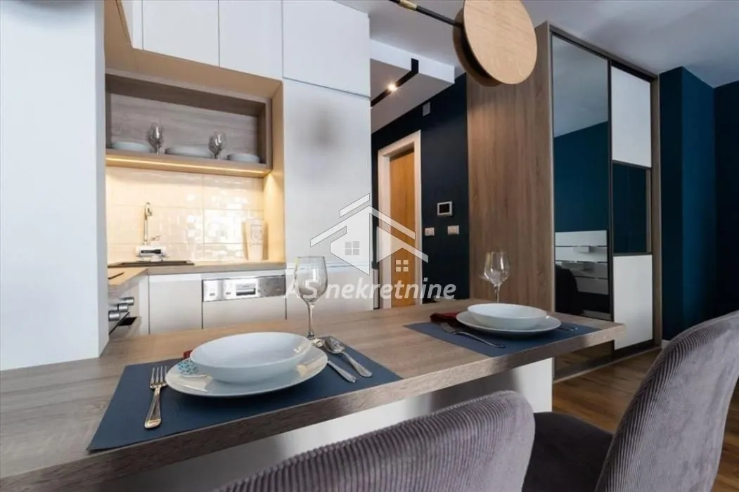 Rent, one bedroom apartment, 37m², Čubura, Beograd