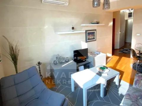 Rent, one bedroom apartment, 53m², Centar, Podgorica - image 2