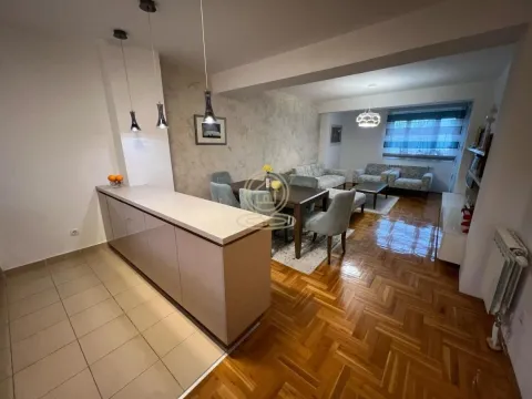 Izdavanje, trosoban stan, 80m², Marger, Niš - image 3