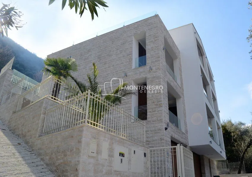 Prodaja, kuća, 585m², Stoliv, Kotor