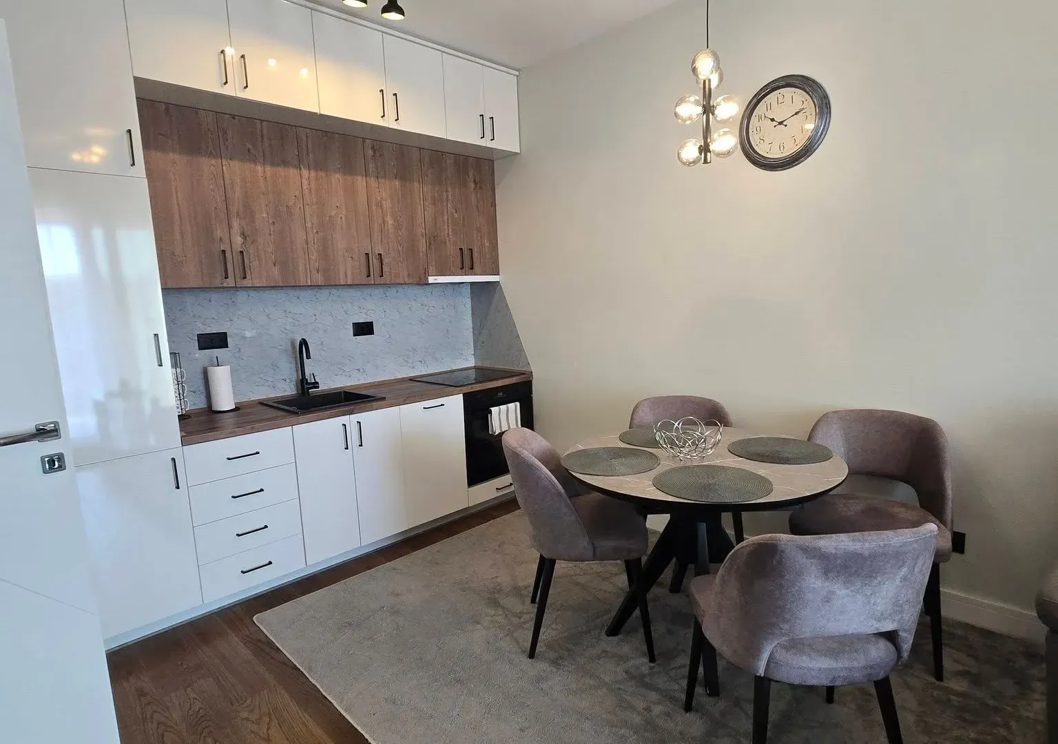 Rent, one bedroom apartment, 45m², Dumidran, Tivat