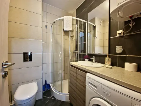 Izdavanje, jednosoban stan, 42m², Budva, Crna Gora - image 8