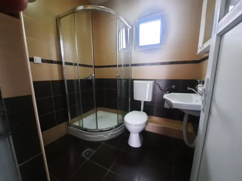 Izdavanje, garsonjera, 25m², Ilino, Bar - image 6