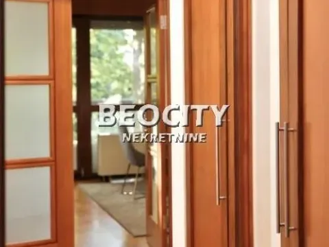 Prodaja, četvorosoban stan, 115m², Kalenić Pijaca, Vračar Sve Podlokacije - image 2