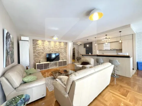 Rent, two bedroom apartment, 110m², Preko Morače, Podgorica - image 1