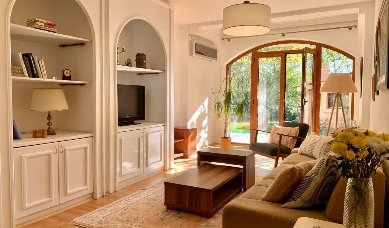 Izdavanje, trosoban stan, 110m², Gorica C, Podgorica