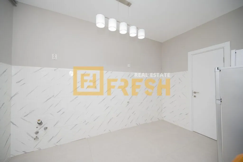 Sale, house, 350m², Vranići, Podgorica