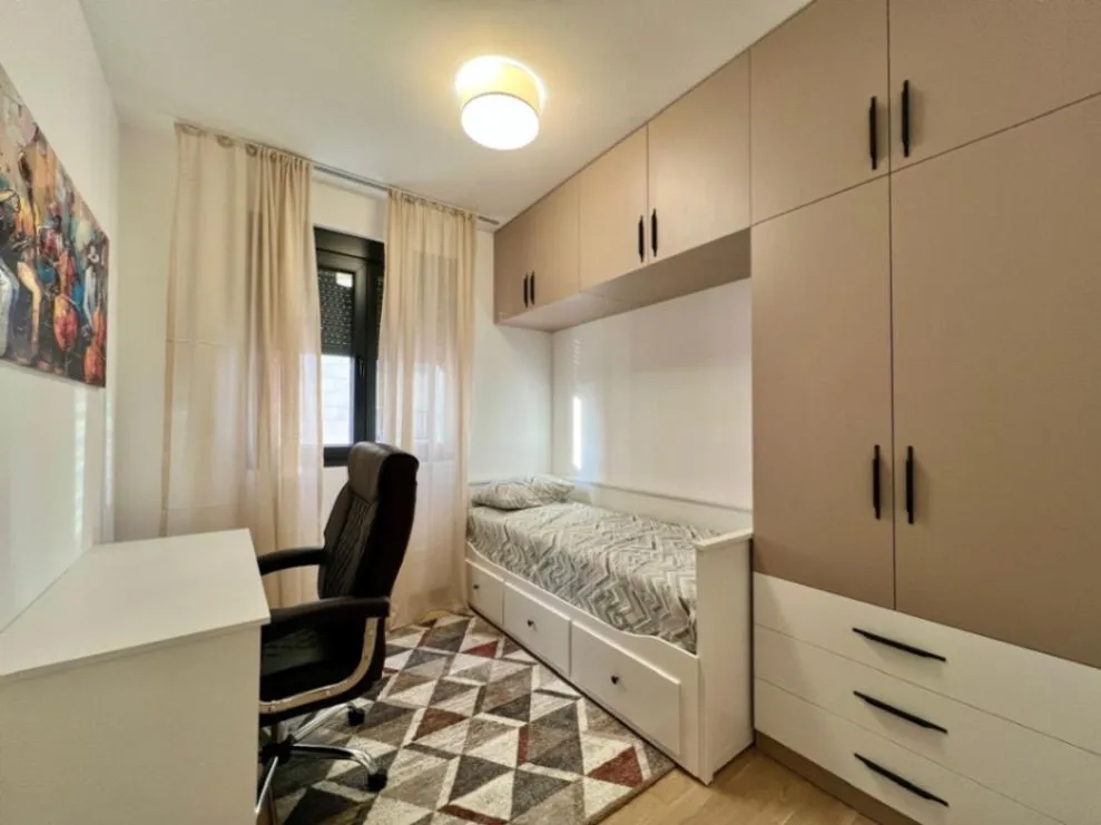 Rent, two bedroom apartment, 57m², Gorica C, Podgorica