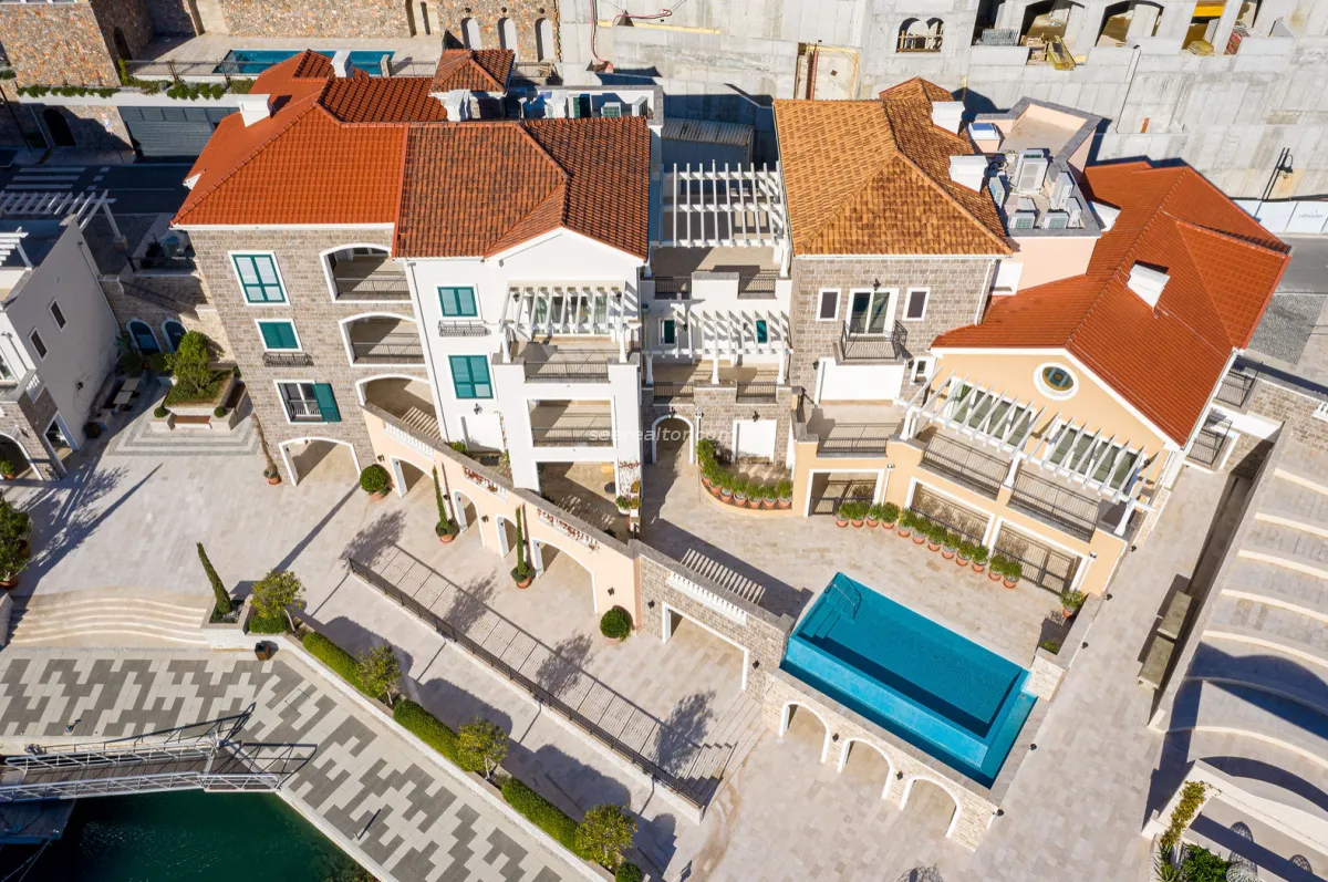 Prodaja, jednosoban stan, 74m², Luštica Bay, Tivat