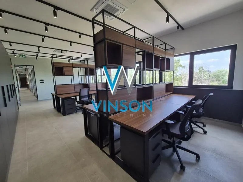 Rent, office space, 230m², Železnička Stanica, Novi Sad Sve Podlokacije