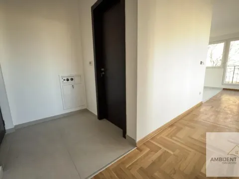 Prodaja, dvosoban stan, 47m², Surčin, Beograd - image 8