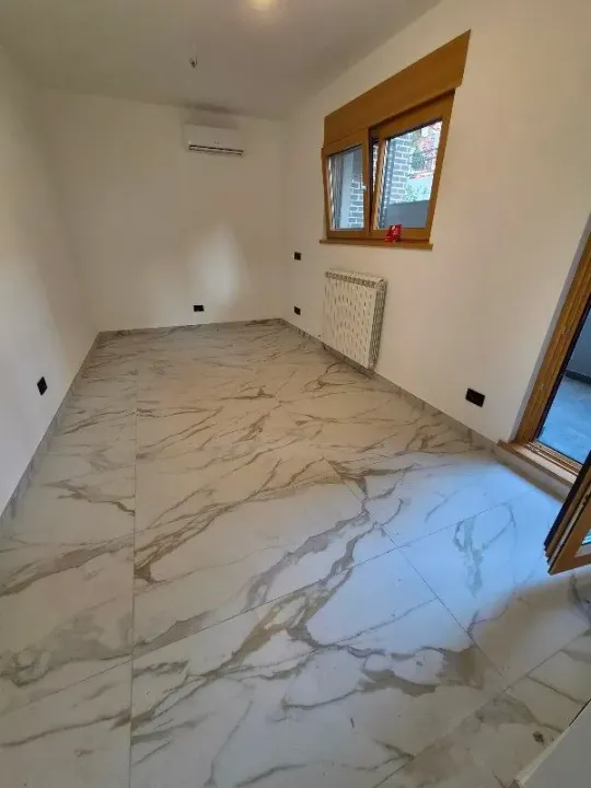 Prodaja, garsonjera, 29m², Kluz, Zvezdara Sve Podlokacije